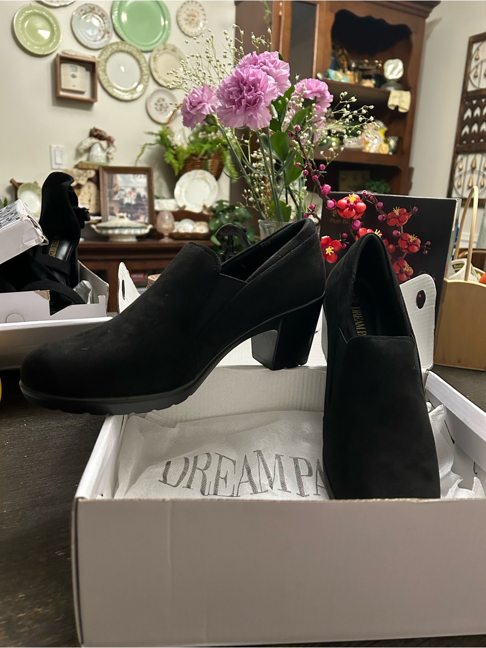 NIB/NWT Dream Pairs Black Suede Block Heel Slip-On Shoes